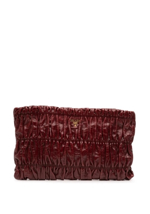 Prada Pre-Owned 2010-2026 Nappa Gaufre clutch bag - Red