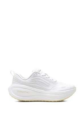 Nike Vomero Plus sneakers - White