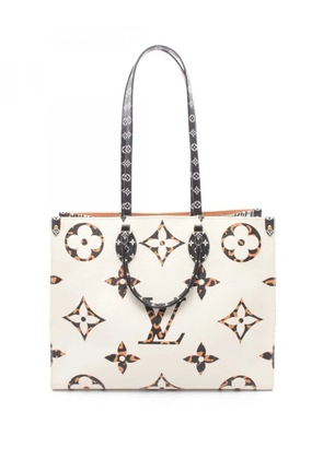 Louis Vuitton Pre-Owned 2019 Monogram Giant Jungle OnTheGo GM satchel - White