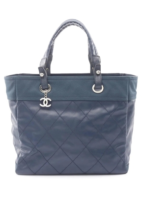 CHANEL Pre-Owned 2011 Medium Quilted Coated Canvas Paris Biarritz tote bag - Blue