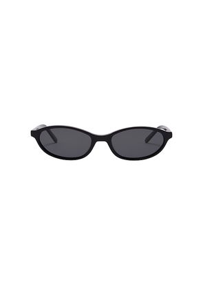 Banbe The Rodrigo Sunglasses in Black.