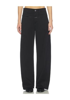 CLOSED Tori Barrel Jeans in Black. Size 23. Also in 25, 26, 27, 28, 29, 30, 31, 32.