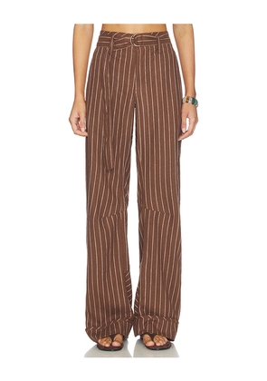 Free People x REVOLVE Raise The Stakes Pant in Brown. Size 0. Also in 2, 4, 6, 8.