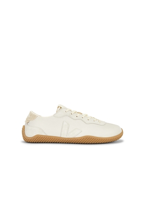 Veja Jitsu x Baserange Sneaker in Cream. Size 39. Also in 40, 41, 42, 43, 44, 45, 46.