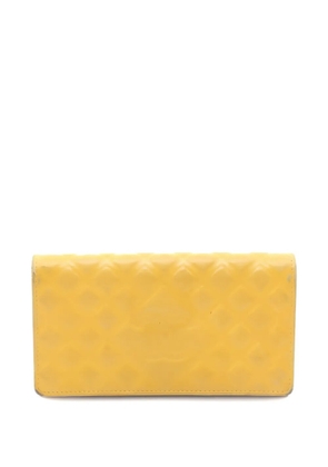 CHANEL Pre-Owned 2018 matelasse bi-fold long wallet - Yellow