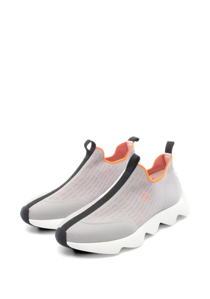 Hermès Pre-Owned 2010s Eclair knit sneakers - Grey