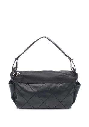 CHANEL Pre-Owned 2006-2008 Paris Biarritz Quilted Coated Canvas shoulder bag - Black