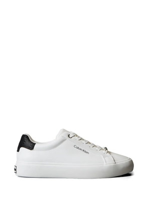 Calvin Klein embossed-logo sneakers - White