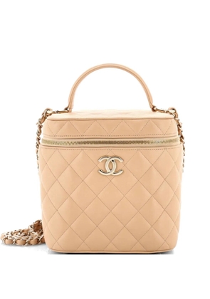 CHANEL Pre-Owned CC Top Handle Vanity Case with Chain Quilted Lambskin Small crossbody bag - Neutrals