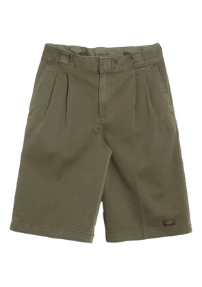 DICKIES pleated logo-patch shorts - Green