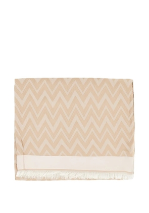 Emporio Armani chevron-pattern scarf - Neutrals