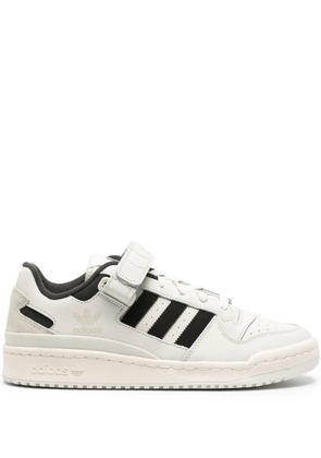 adidas Forum touch-strap lace-up sneakers - White