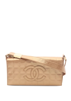 CHANEL Pre-Owned 2000-2002 Chocolate Bar Leather shoulder bag - Gold