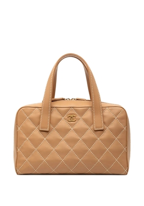 CHANEL Pre-Owned 2003-2004 CC Quilted Lambskin Wild Stitch handbag - Brown