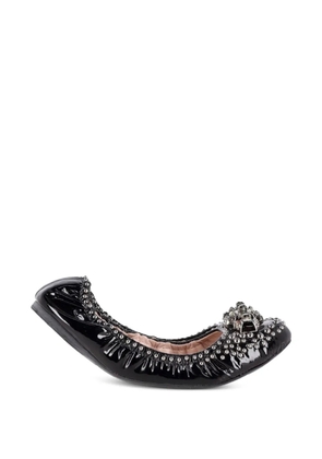 Miu Miu Pre-Owned embellished patent leather ballet flats - Black