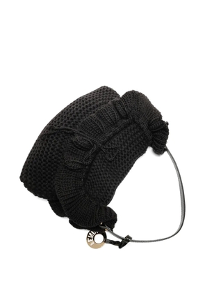 Fendi Pre-Owned 2000-2015s logo-charm shoulder bag - Black