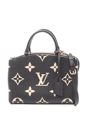 Louis Vuitton Pre-Owned 2021-2026 Bicolor Monogram Empreinte Giant Petit Palais satchel - Black