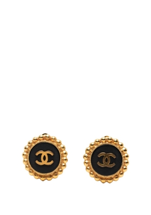 CHANEL Pre-Owned 1993 CC Gold Plated and Enamel Button Clip On Earrings costume earrings - Black