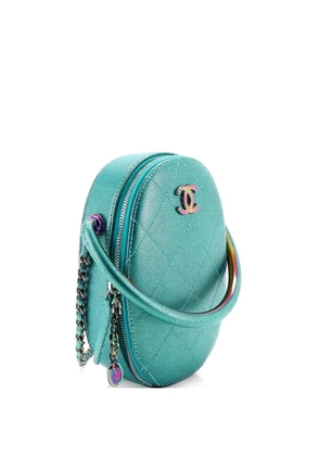 CHANEL Pre-Owned Top Handle Oval Vanity Case with Chain Quilted Iridescent Caviar with Gradient Hardware crossbody bag - Blue