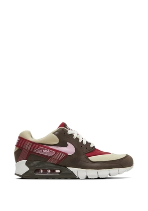 Nike Air Max 90 Current Huarache PR 'DQM' sneakers - Brown