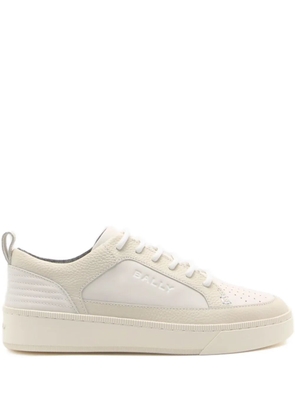 Bally grained leather raise sneakers - Neutrals