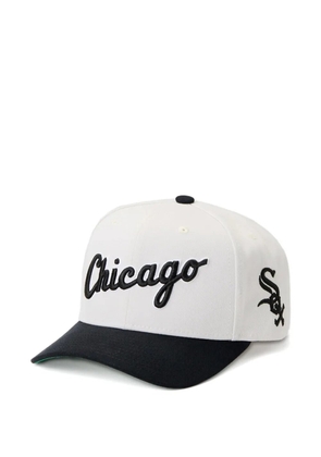 Mitchell & Ness Mlb Off Word Pro cap - White