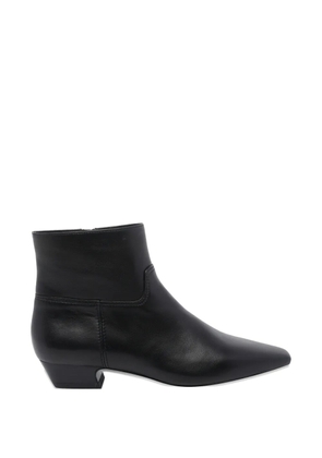 Stuart Weitzman Stassi pointed toe boots - Black