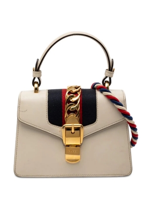 Gucci Pre-Owned 2016-2025 Mini Calfskin Sylvie satchel - White