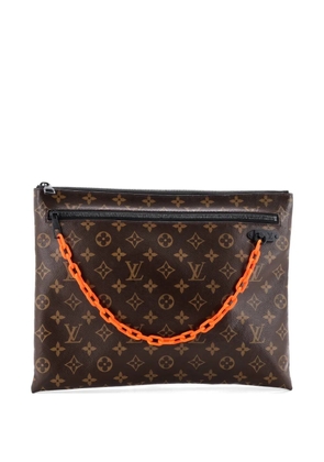 Louis Vuitton Pre-Owned Solar Ray A4 Pouch Monogram Canvas clutch bag - Brown