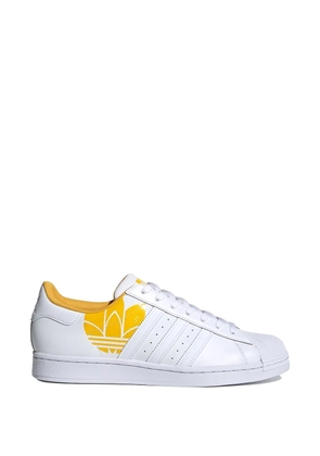 adidas superstar trefoil logo sneakers - White
