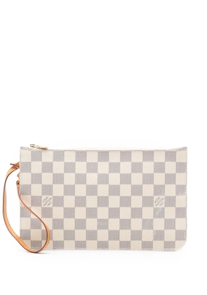 Louis Vuitton Pre-Owned 2017 Damier Azur Neverfull MM pouch - White