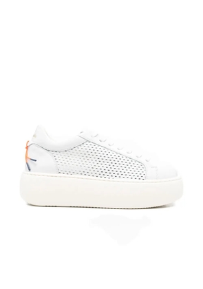 Barracuda perforated platform sneakers - White