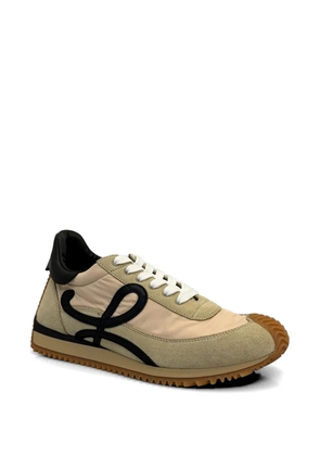 LOEWE Flow Runner 2.0 logo-appliqué sneakers - Gold