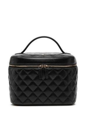 CHANEL Pre-Owned 2016-2017 CC Quilted Lambskin vanity bag - Black