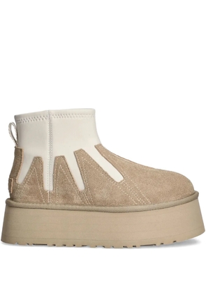 UGG Classic Mini Dipper platform ankle boots - Neutrals