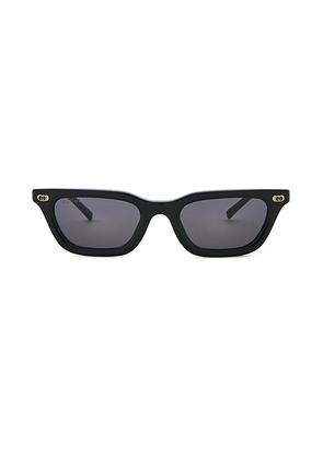 Gucci Square Sunglasses in Black & Grey - Black. Size all.