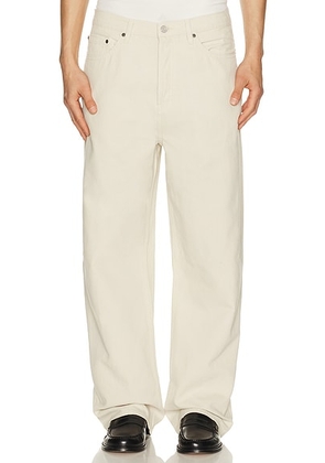 FRAME Baggy Jean in Off White - White. Size 30 (also in 31, 32, 33, 34, 36).