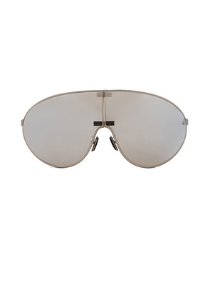 Moncler Vekto Pilot Sunglasses in Silver - Metallic Silver. Size all.
