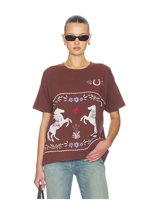 DAYDREAMER Floral Horse Patter Merch Tee in Brown. Size L. Also in M, S, XL, XS.