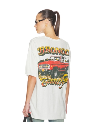 Junk Food Bronco Country Tee in White. Size L/XL. Also in S/M.
