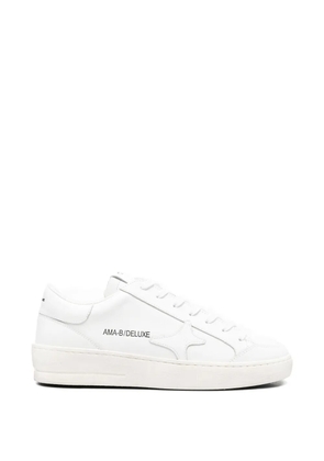 Ama Brand star-appliqué sneakers - White
