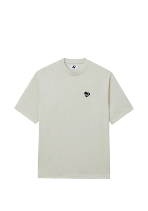 izzue heart-motif T-shirt - Neutrals