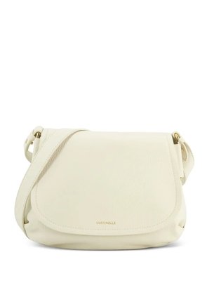Coccinelle logo-detail shoulder bag - Neutrals