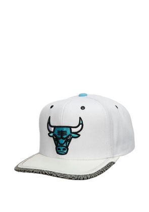 Mitchell & Ness NBA Chicago Bulls Day 3 snapback cap - White