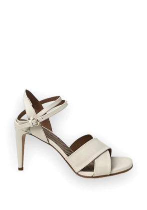 RED(V) criss-cross strap sandals - Neutrals