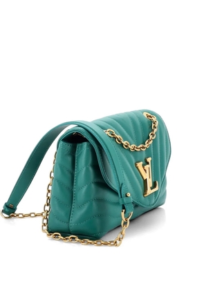 Louis Vuitton Pre-Owned New Wave Chain Bag NM Quilted Leather MM crossbody bag - Green