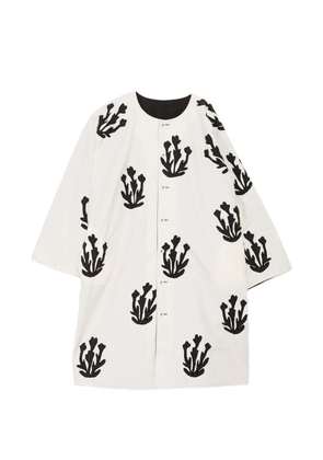 Kinyan Lam floral-embrodairy coat - Neutrals