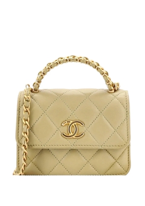 CHANEL Pre-Owned Woven Top Handle CC Flap Clutch on Chain Quilted Lambskin Small satchel - Green