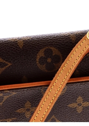 Louis Vuitton Pre-Owned Twin Handbag Monogram Canvas GM crossbody bag - Brown