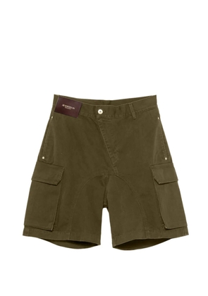 JW Anderson logo-patch cargo shorts - Green